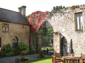 Castle Hotel